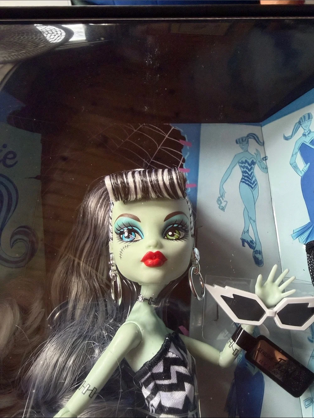 Barbie monster high